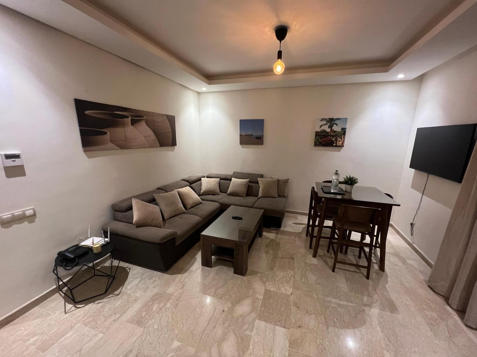 Taj Nouaceur Aeroport Mohammed V Apartman Kültér fotó